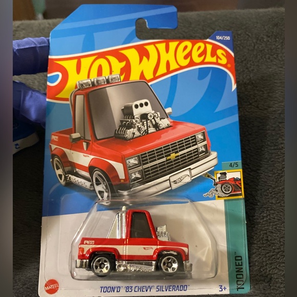 "🥦5/$25🥦". Hot Wheels Toon’d ‘83 Chevy Silverado - Picture 1 of 5